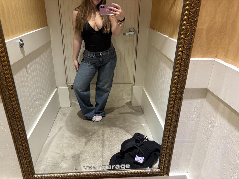 Low Rise Baggy Jeans