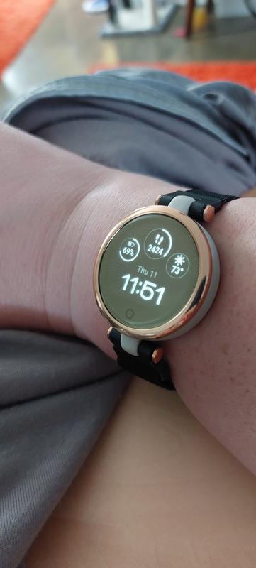 Buy Garmin Lily Sport Edition Rose Gold Bezel at Well.ca | Free