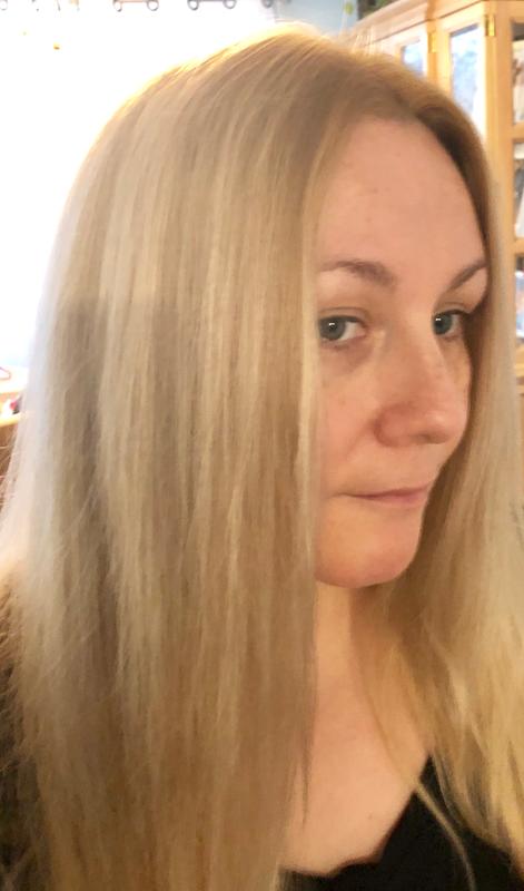 Olia 9 1 2 1 Lightest Ash Blonde