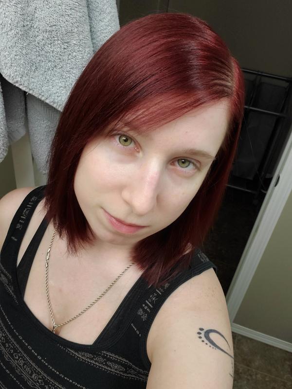 This is after like 4 or 5 washes. Colour is still solid.