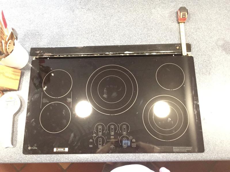 GE Profile™ 36 Built-In Touch Control Induction Cooktop