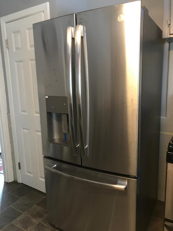 Ge Energy Star 23 6 Cu Ft French Door Refrigerator Gfe24jskss Ge Appliances