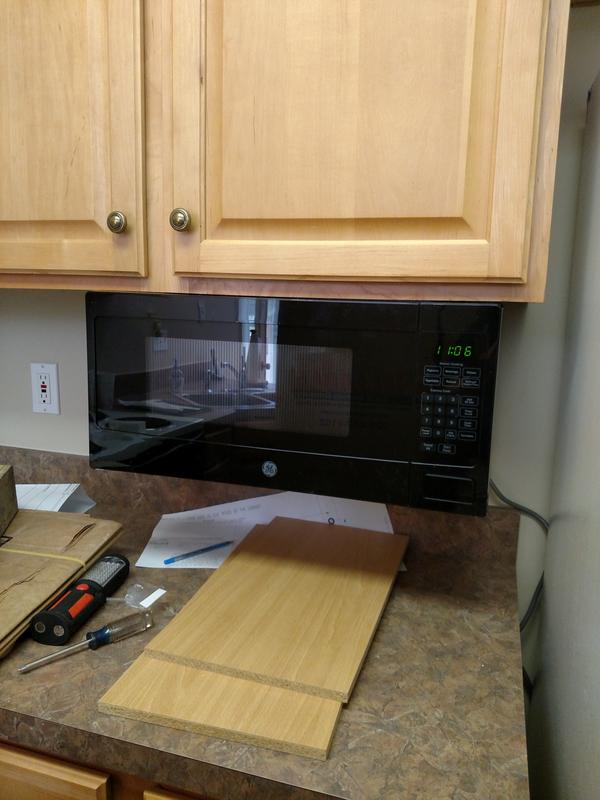 Ge Profile 1 1 Cu Ft Countertop Microwave Oven Pem31efes Ge