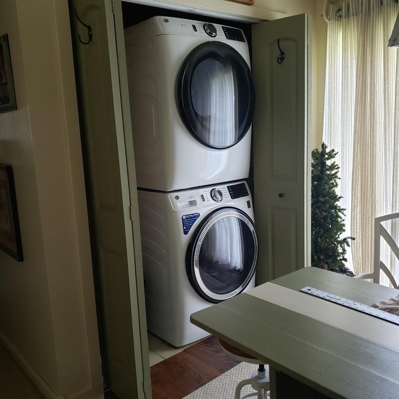 Reviews for GE 4.8 cu. ft. Smart White Front Load Washer Reviews for GE 4.8 cu. ft. Smart White Front Load Washer