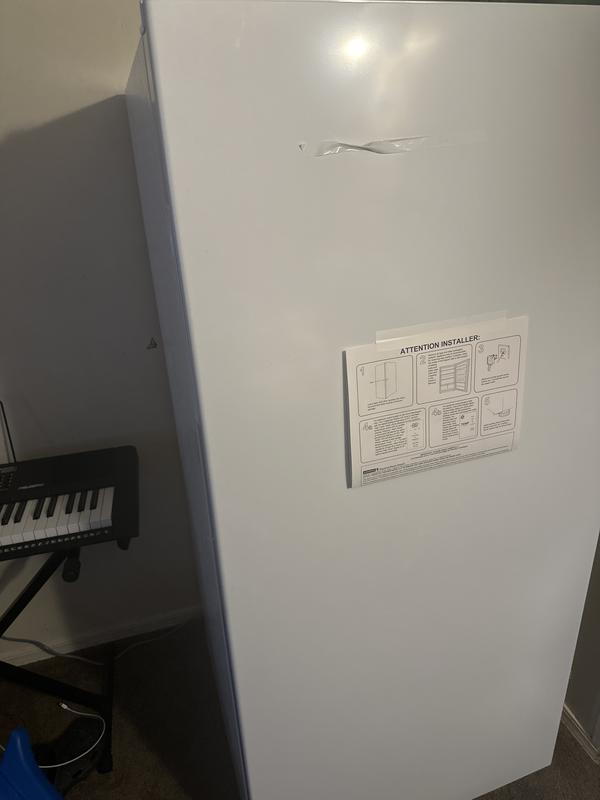 Ge Appliances FUF14SMRWW Upright Freezers