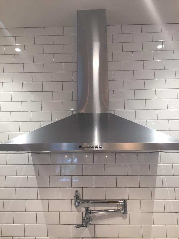 GE Appliances JVW5361SJSS 36" WallMount Pyramid Chimney Hood