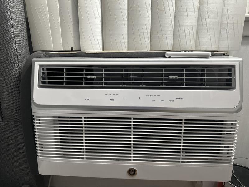 General Electric 12000 BTU 450 Sq Ft Through-the-Wall Dual