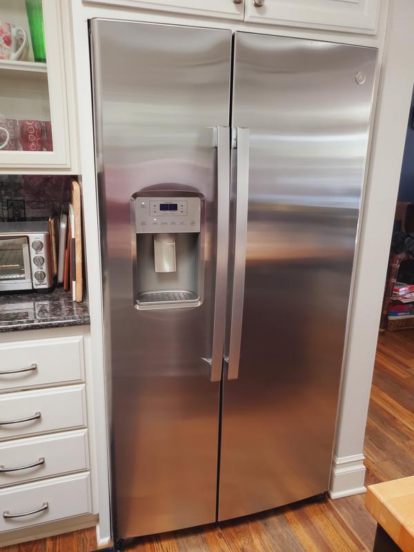 Have a question about GE 21.8 cu. ft. Side by Side