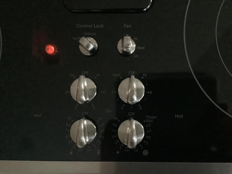 GE Profile 30-in 4 burners Smooth surface Stainless steel Electric ...