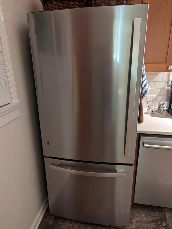 GE Profile New Refrigerator With AutoFill Pitcher – Just Ask AL