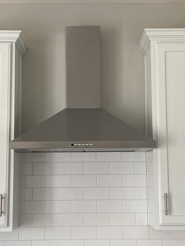 GE 30 in. Convertible Wall-Mount Range Hood with Light in