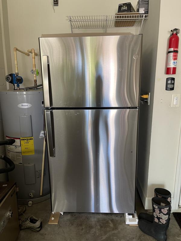 Have a question about GE 21.9 cu. ft. Top Freezer