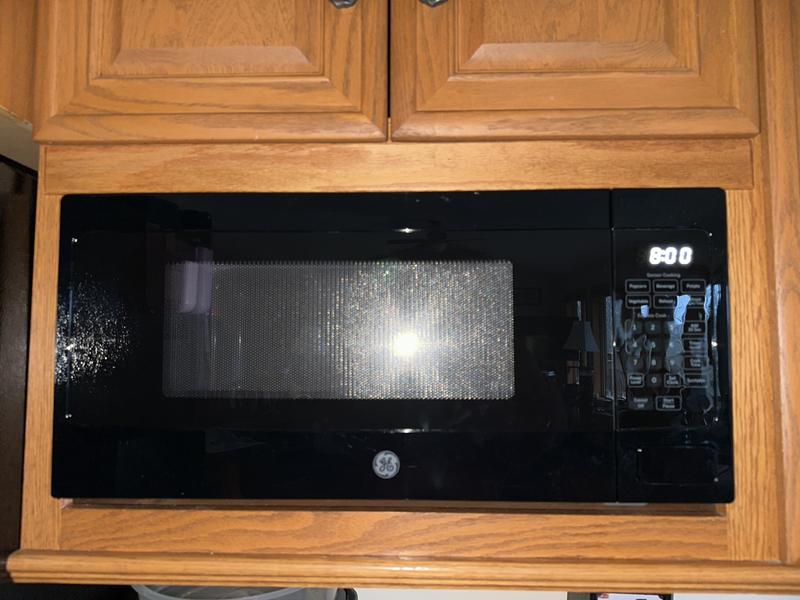 PEM31DFWW GE Profile 1.1 Cu. Ft. Countertop Microwave Oven