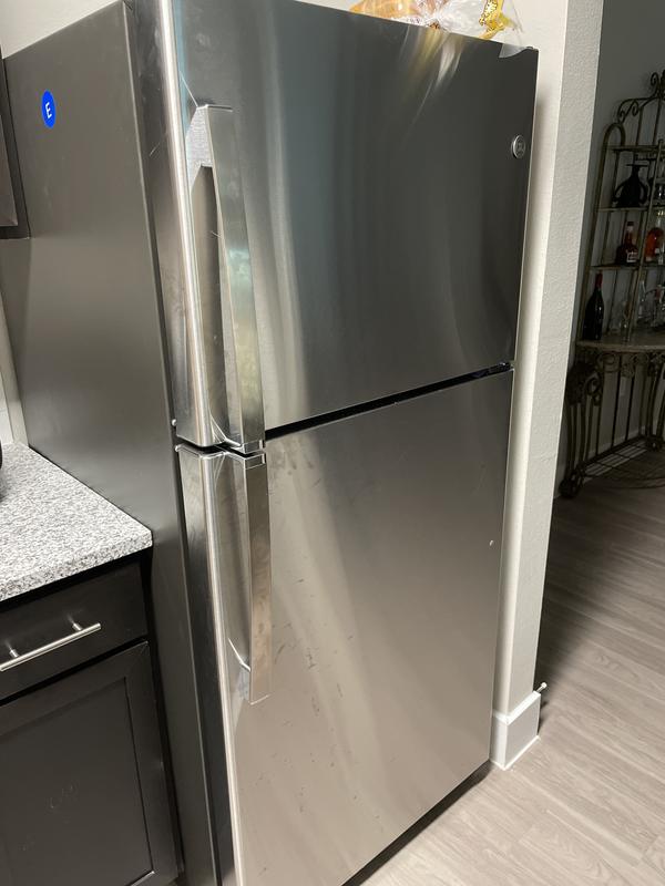 GE Appliances GIE19JSNRSS 30 19.2 cu.ft. Stainless Steel Top Freezer  Refrigerator