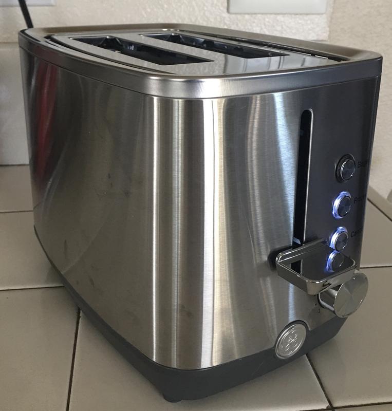 GE GE 2-Slice Toaster STAINLESS STEEL G9TMA2SSPSS