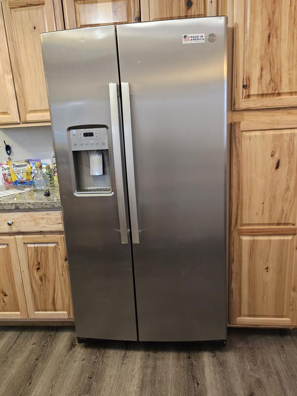 ななページ② Reviews for GE 21.8 cu. ft. Side by Side Refrigerator in