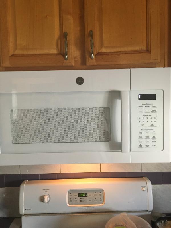 Ge 1 7 Cu Ft Over The Range Sensor Microwave Oven Jvm6175skss