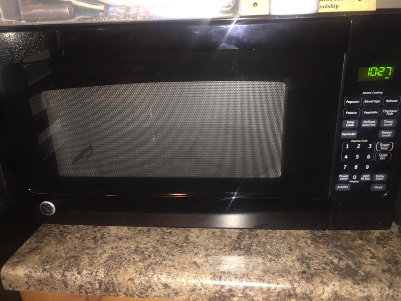 Ge 2 0 Cu Ft Capacity Countertop Microwave Oven Jes2051dnww