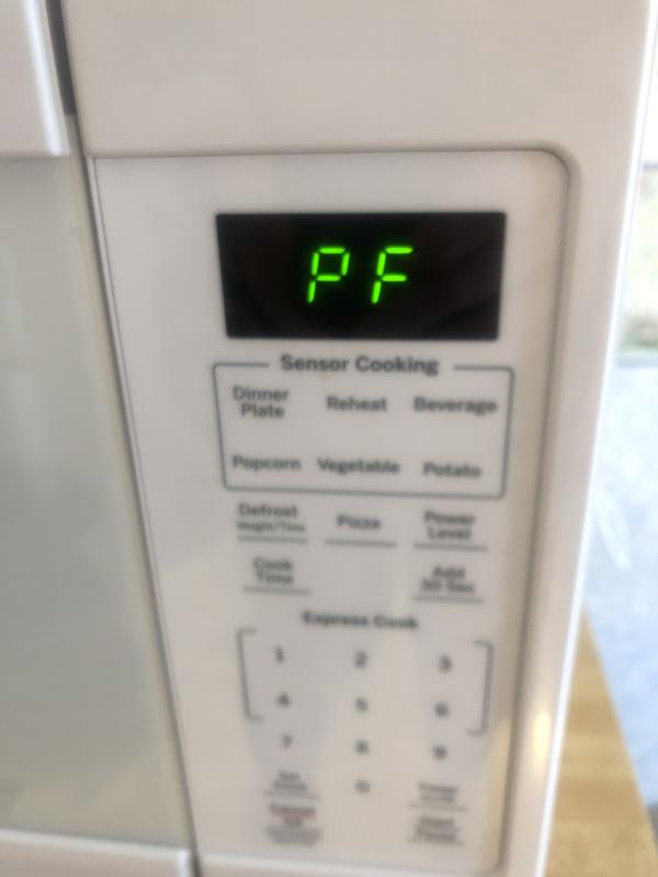 GE 1.6 cu ft Large 1150 Watt Sensor Cooking Controls Countertop Microwave White JES1657DMWW at Lowes