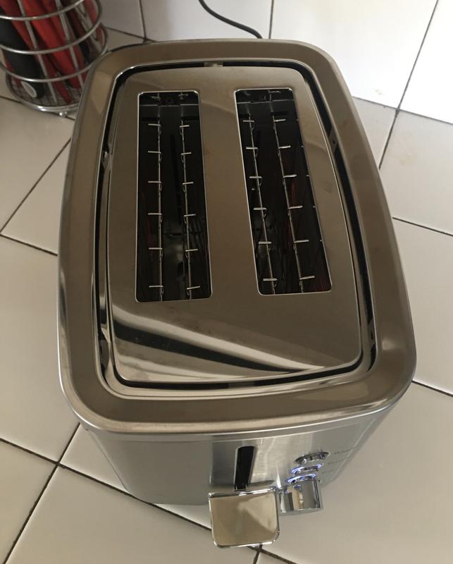 GE Appliances 2-Slice Toaster in Stainless Steel