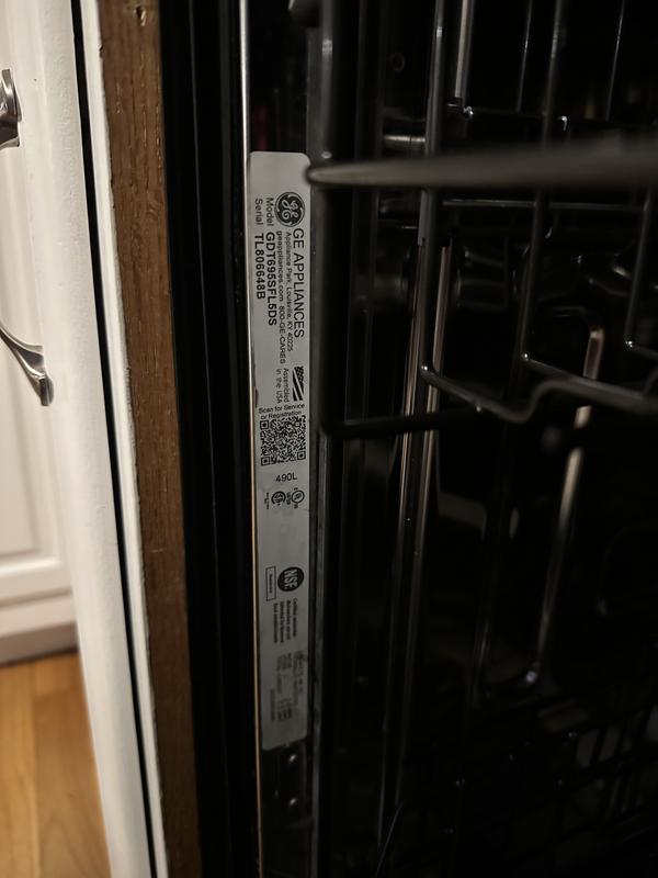 GE Appliances GDT665SMNES GE® Stainless Steel Interior Dishwasher