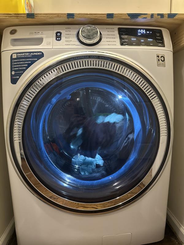 GFW655SSVWW by GE Appliances GE® 5.0 cu. ft. Capacity Smart