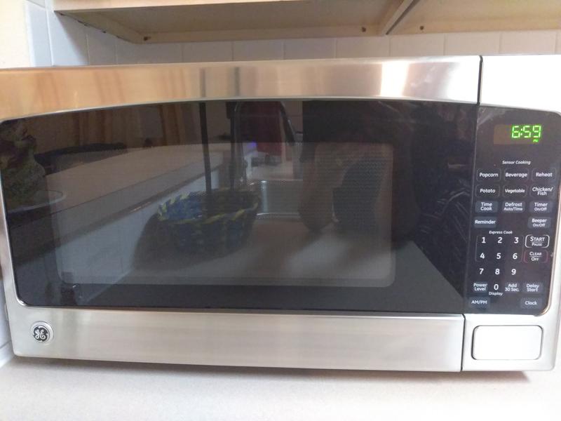 GE® 2.0 Cu. Ft. Capacity Countertop Microwave Oven - JES2051SNSS - GE  Appliances