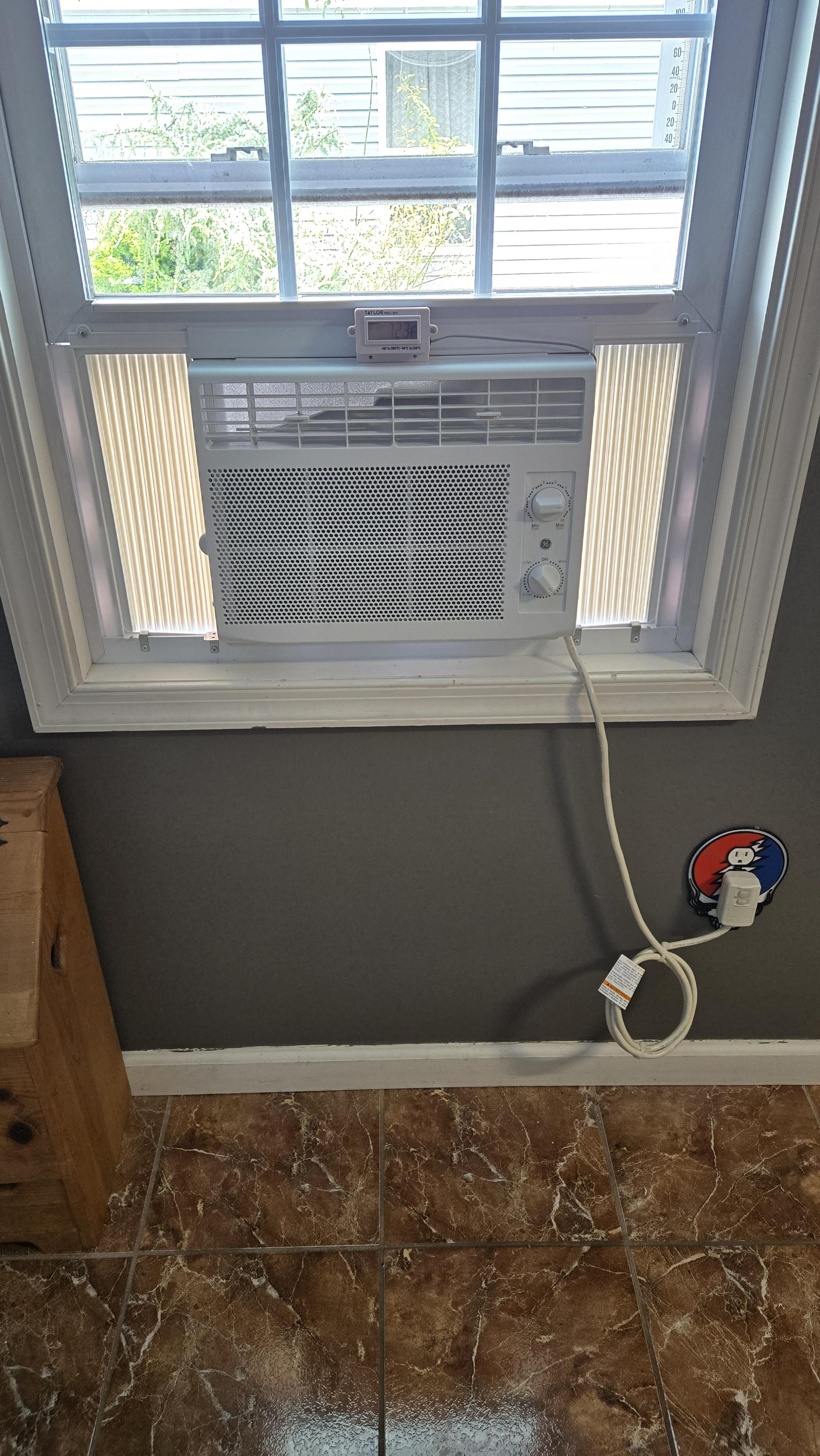 Image 4 of 4