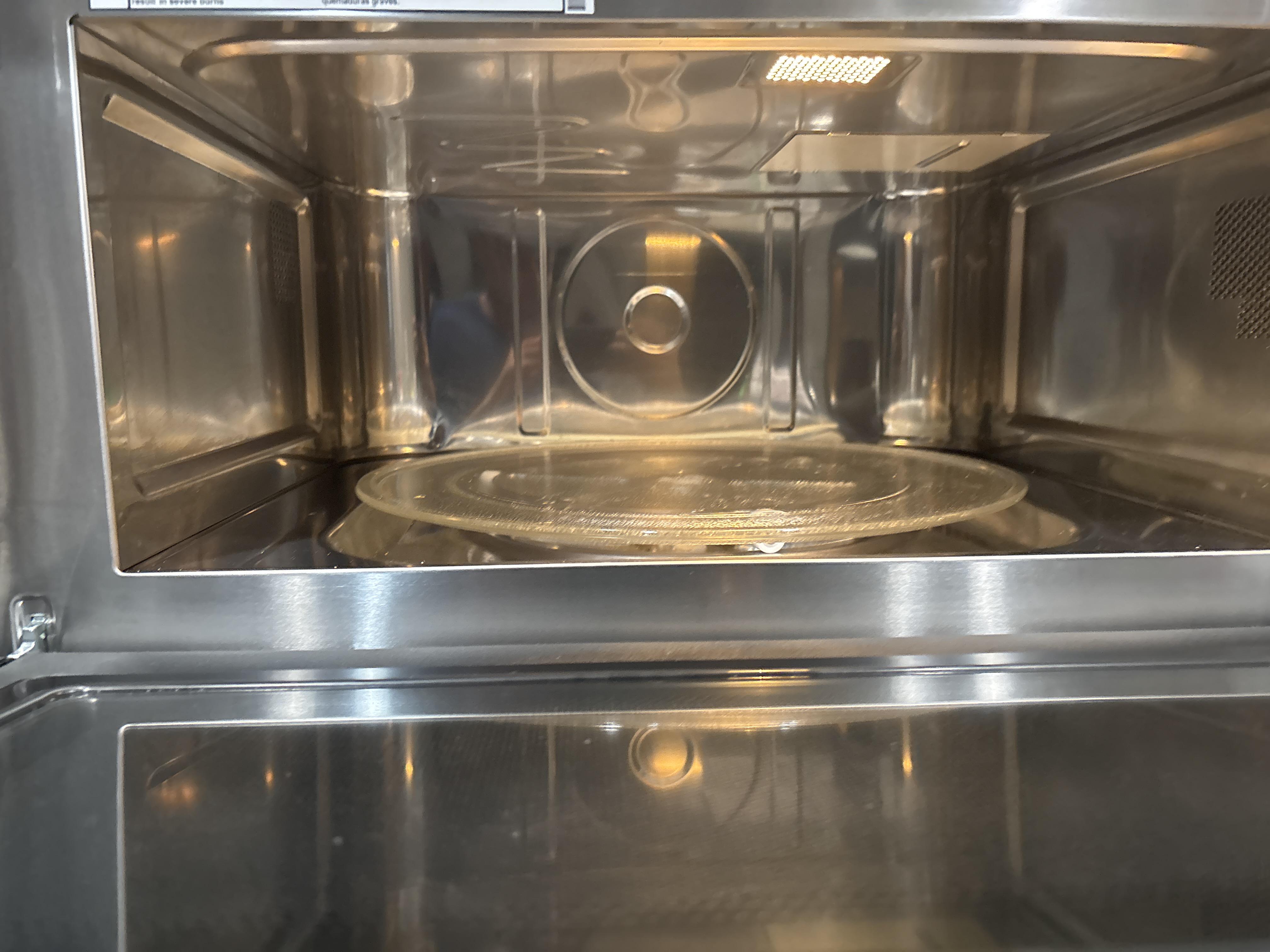 Image 4 of 6