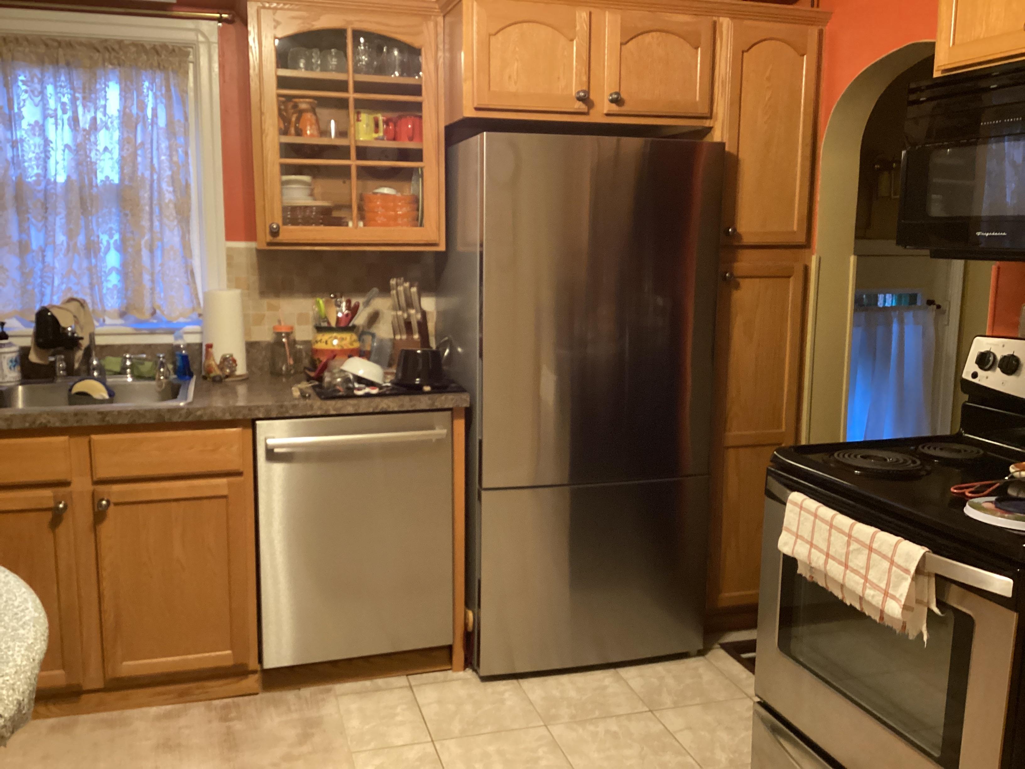 Image 4 of 4