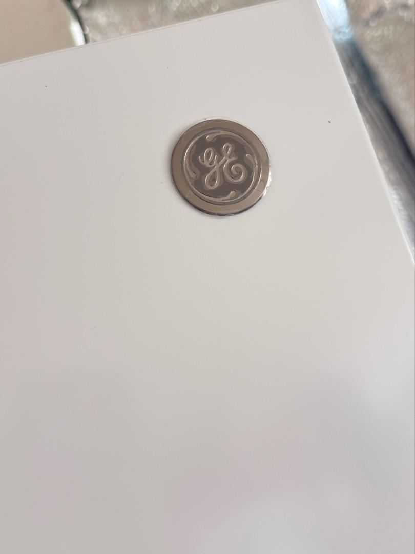 Image 2 of 4