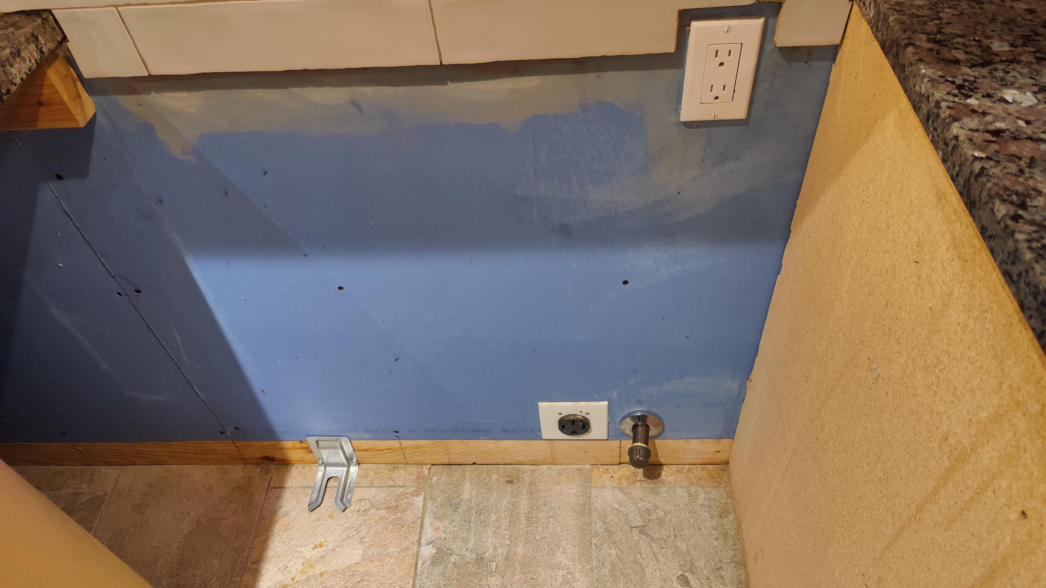 Image 3 of 4