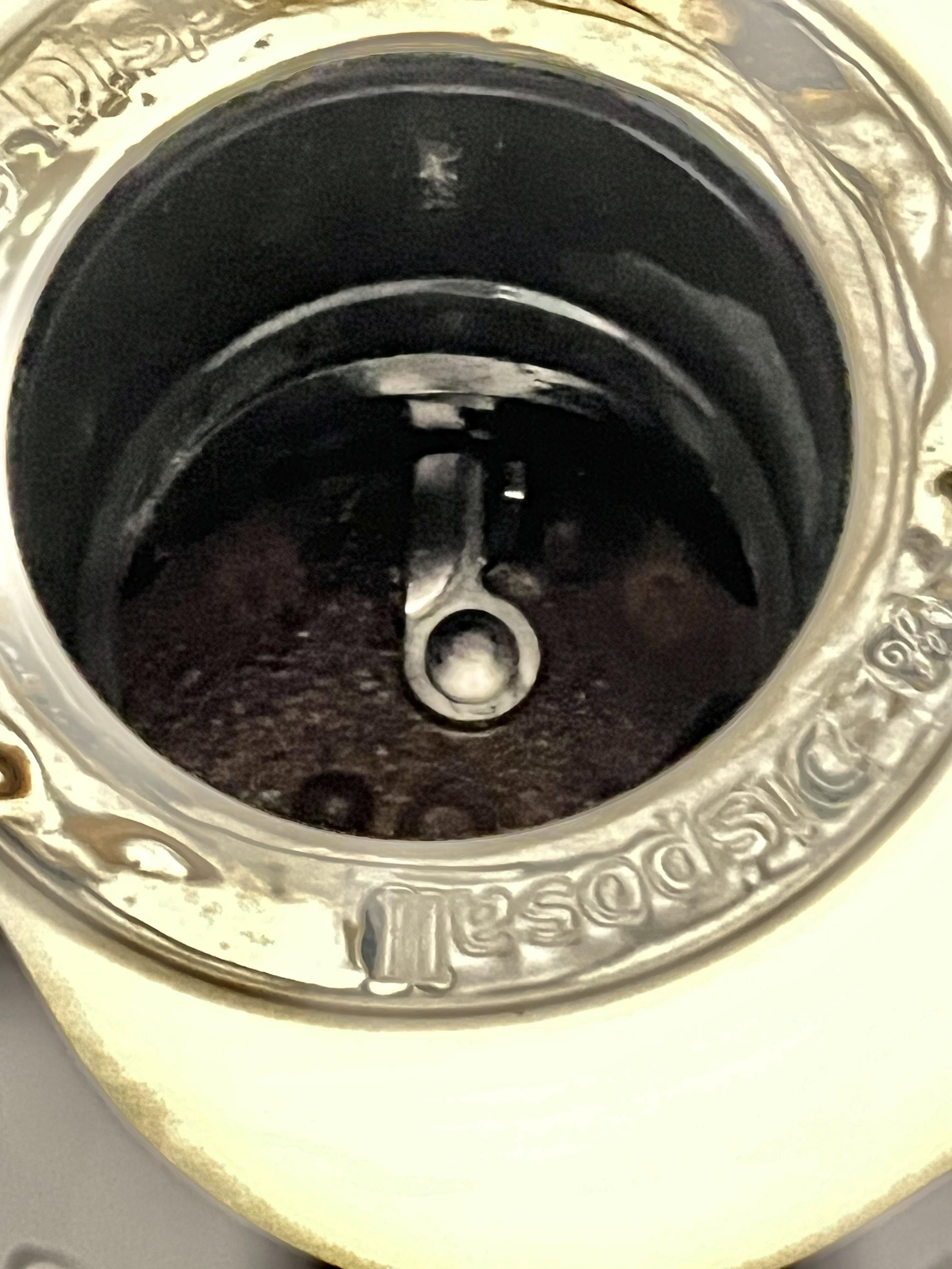 Image 2 of 2