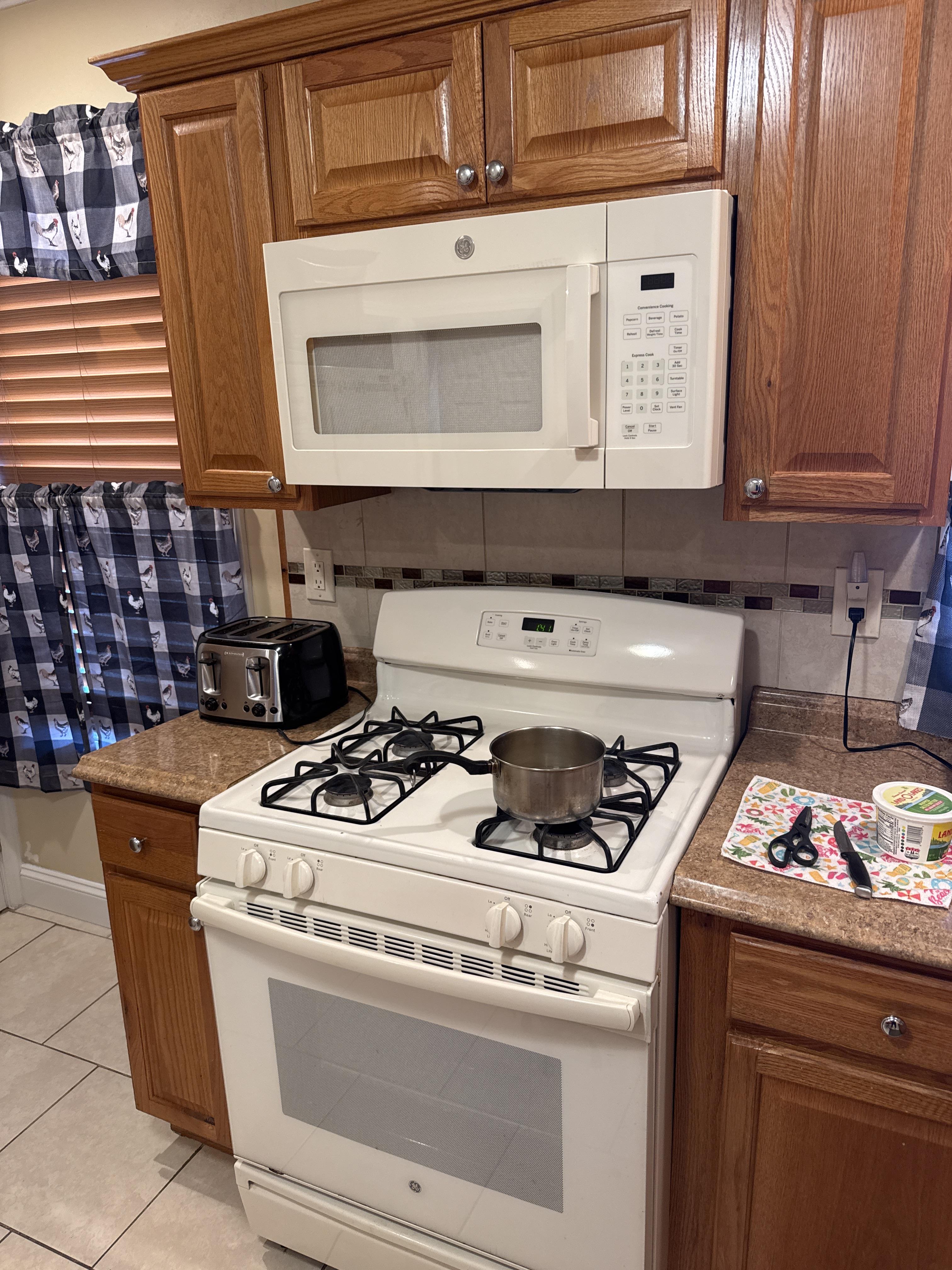 Image 1 of 4