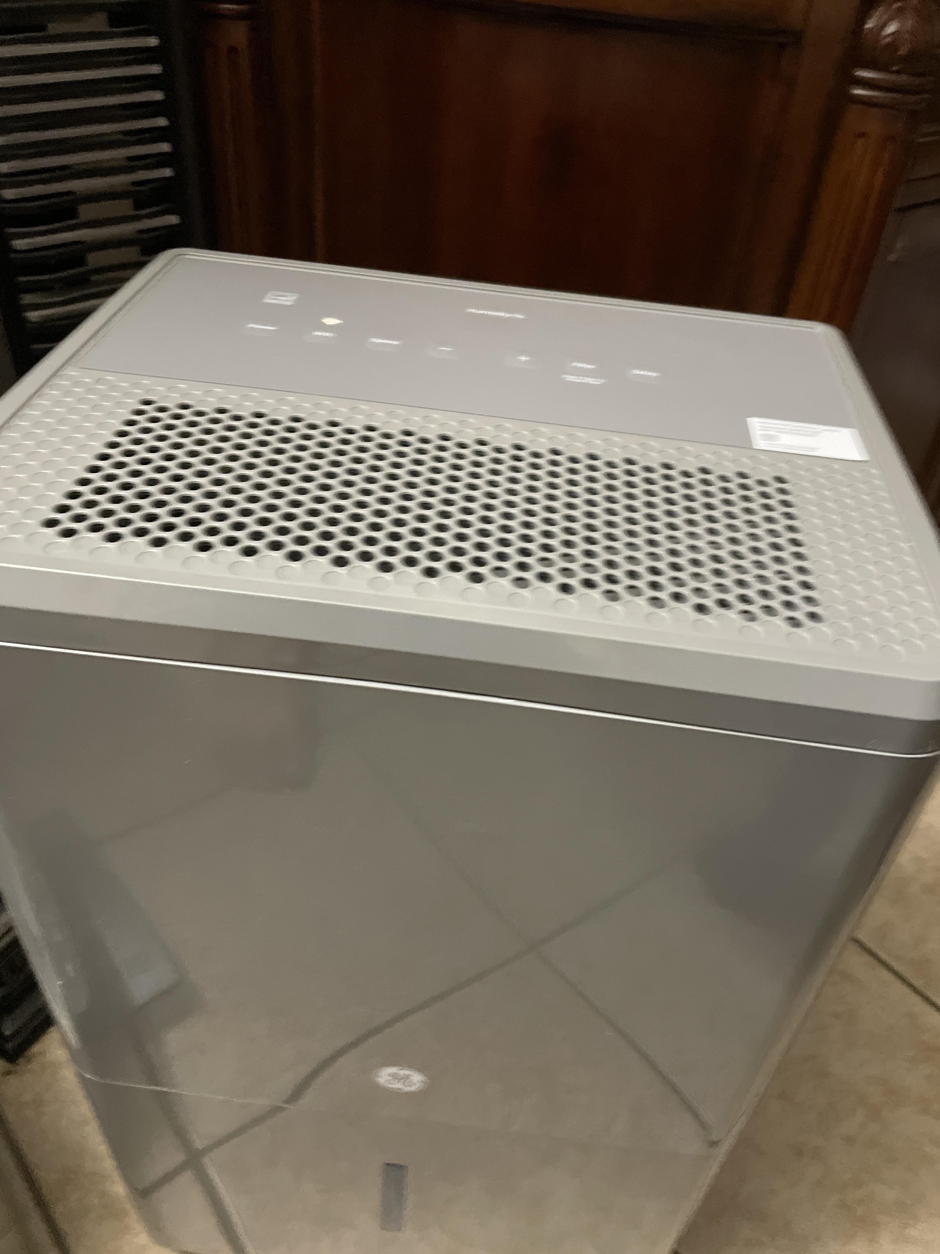Image 1 of 2