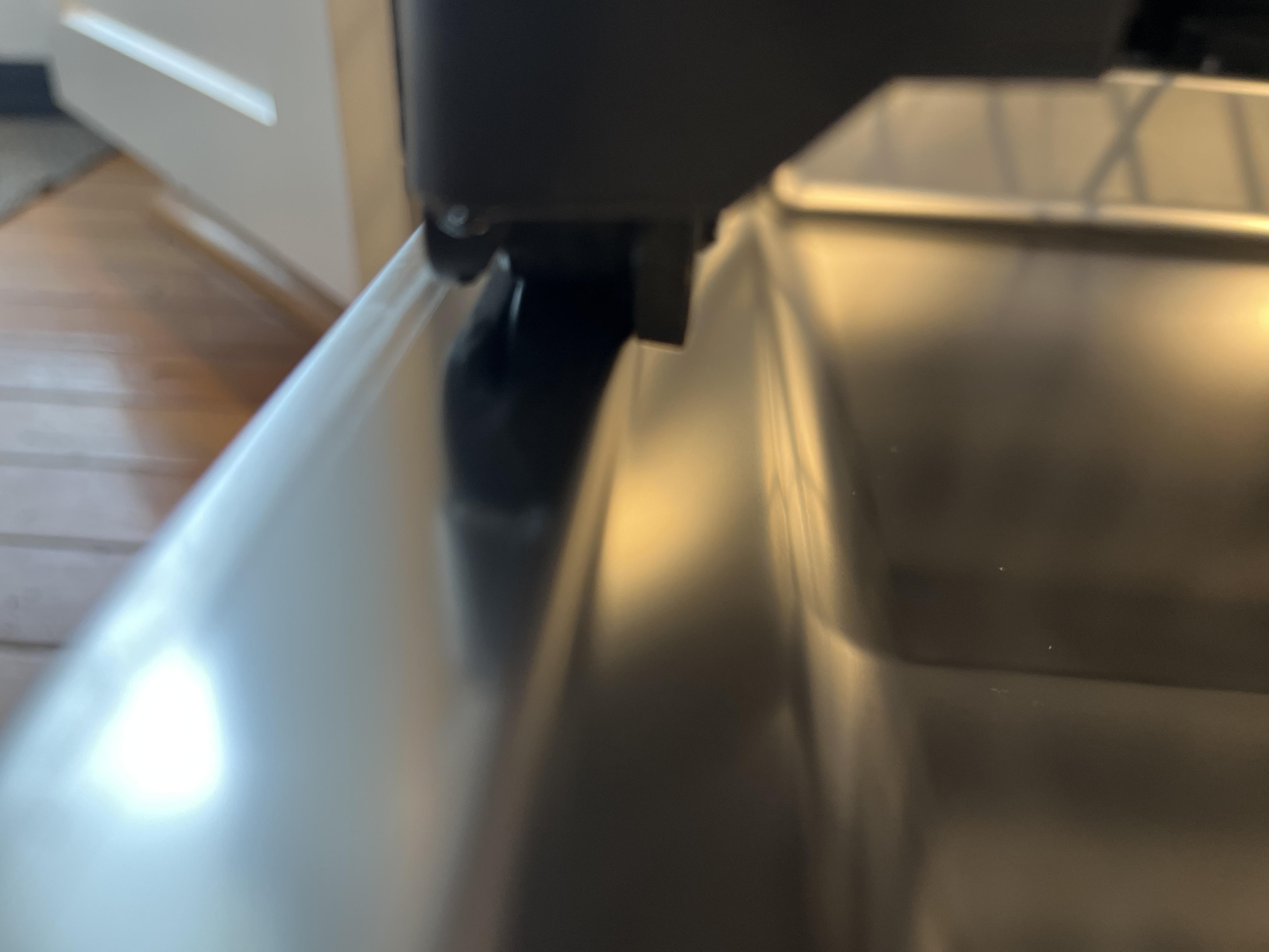 Image 2 of 2