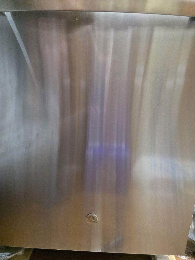 Image 2 of 2