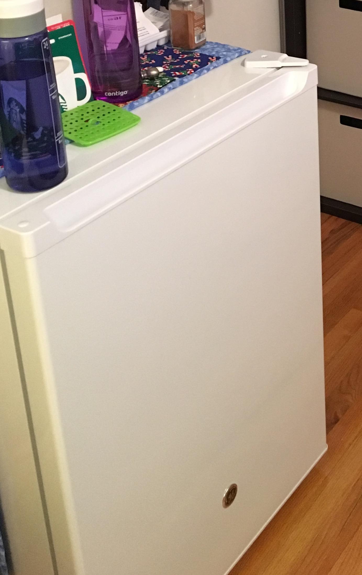 Image 1 of 6