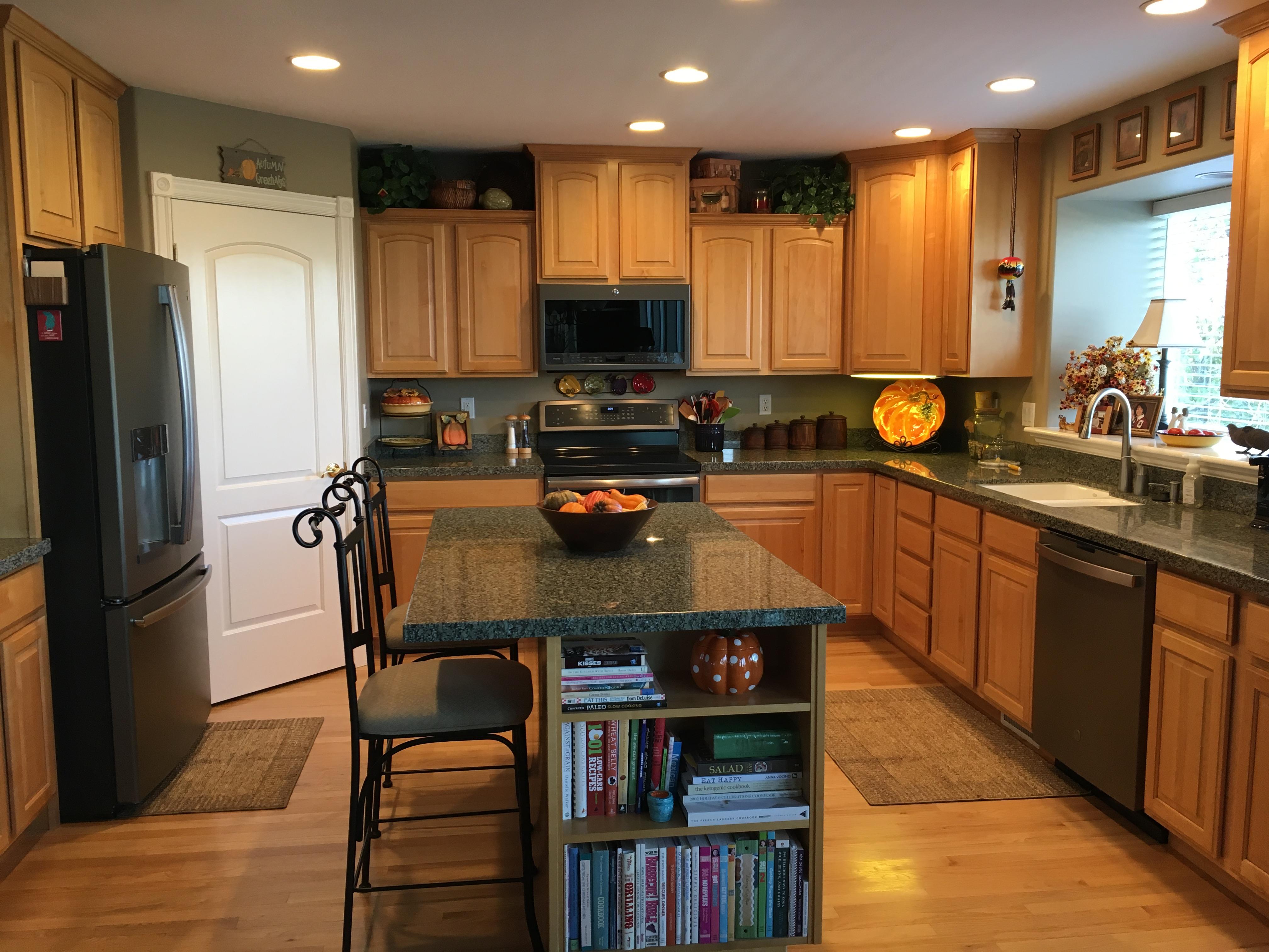 Image 1 of 2
