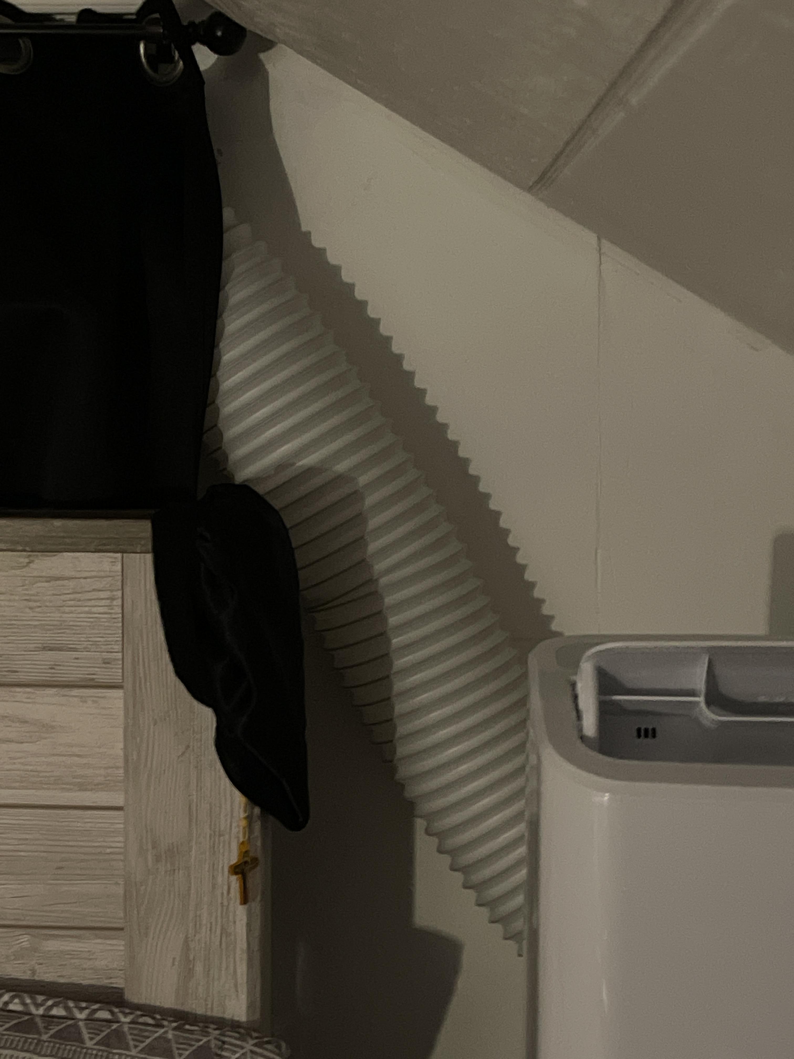 Image 4 of 4