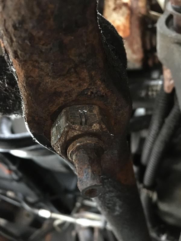 Rusted nut removed and installed with the Bolt Biter socket