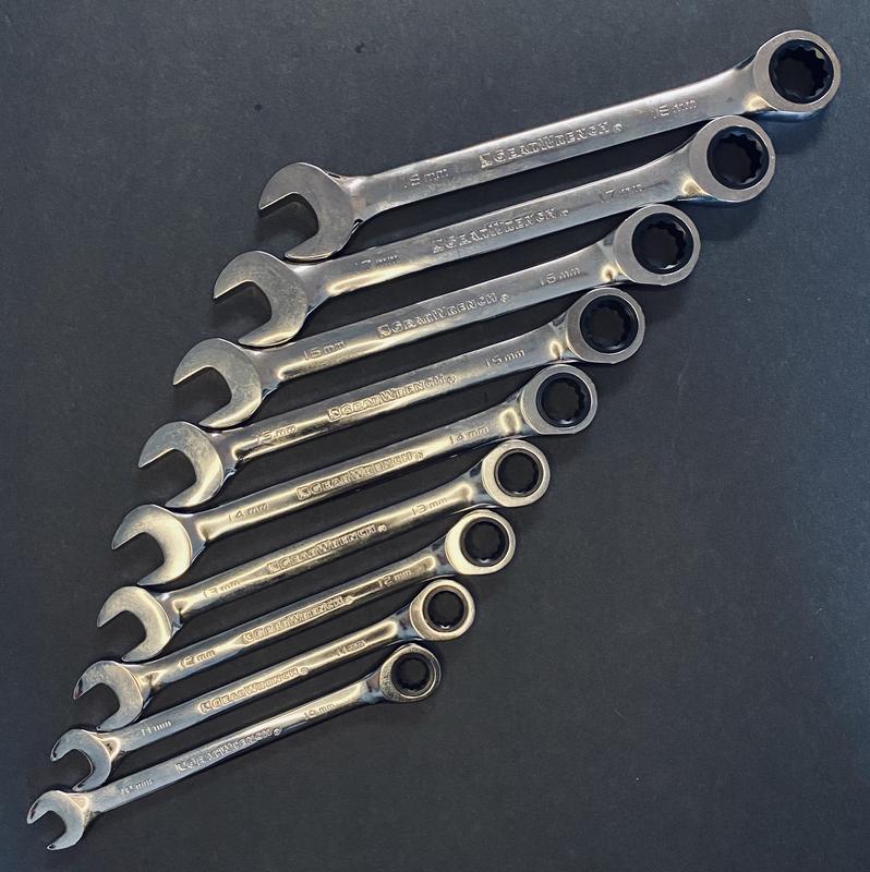 34 Pc. 72T 12 Pt Standard & Stubby Ratcheting Wrench Set