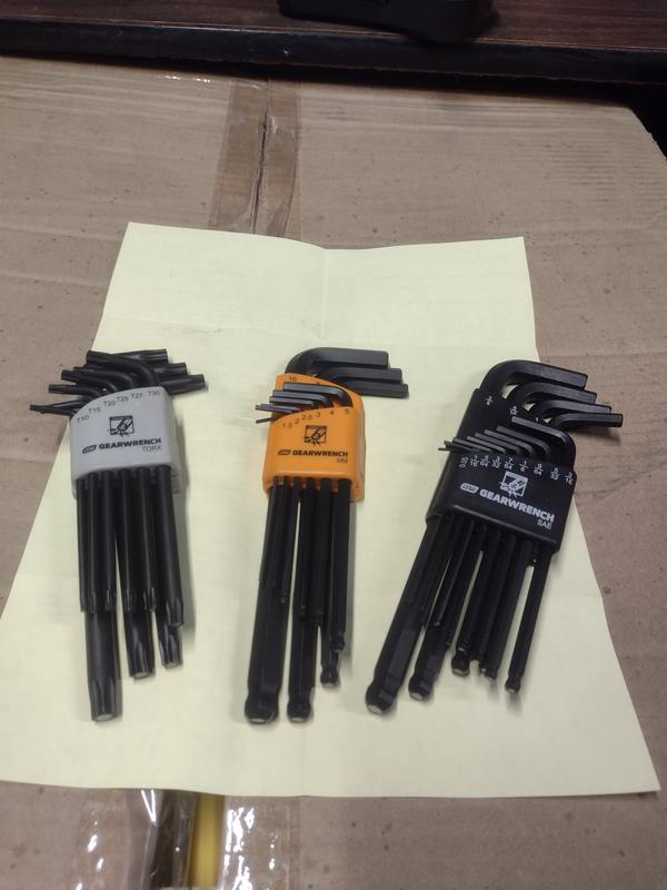 31 Piece Magnetic Long Ball End SAE/Metric/Torx® Hex Key Set