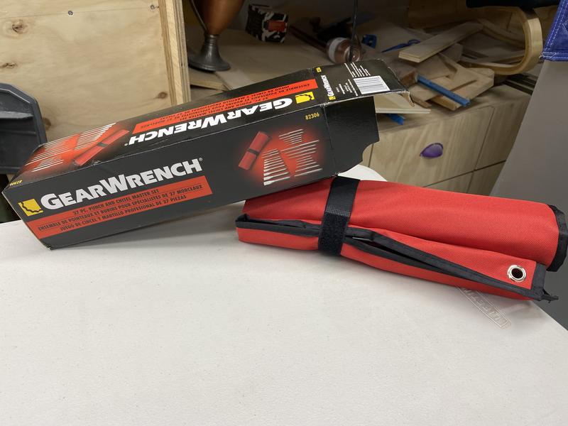 GearWrench 82306 27 Piece Punch and Chisel Set by GearWrench【並行輸入品】