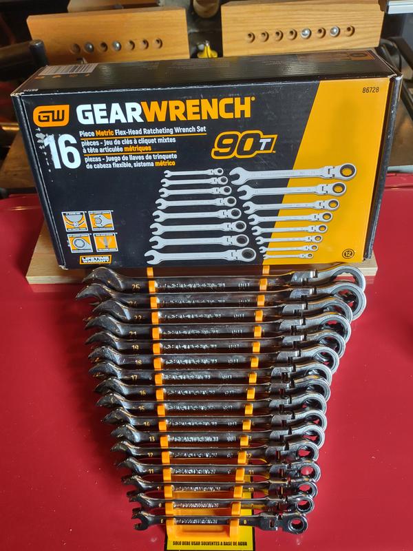 14 Pc. 90T 12 Pt Flex Ratcheting Combination SAE Wrench Set