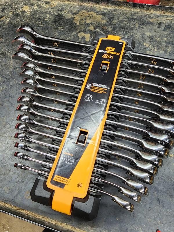 16 Pc. 90T 12 Point Metric Reversible Ratcheting Wrench Set