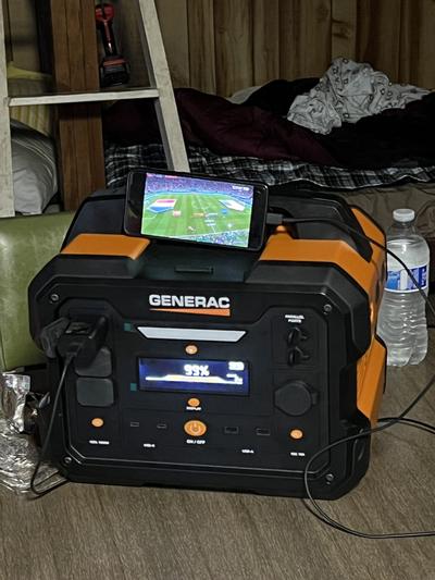 1000 Watt Solar Battery | Portable Battery | Generac