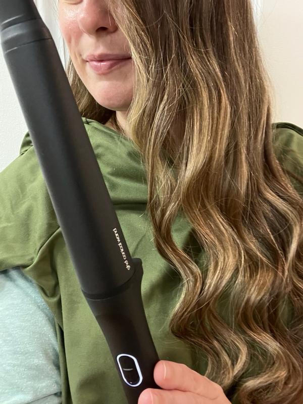 Customer photo for "Lightweight effortless tool, fast results that last for hours !"