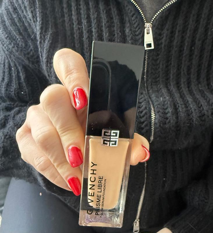 Customer carousel item 14.