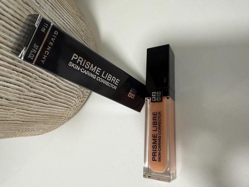 Customer carousel item 10.